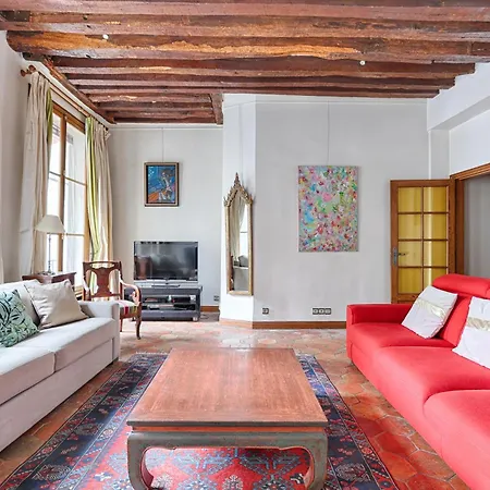 Duplex Atypique 3 Au Coeur Du Marais Appartamento *